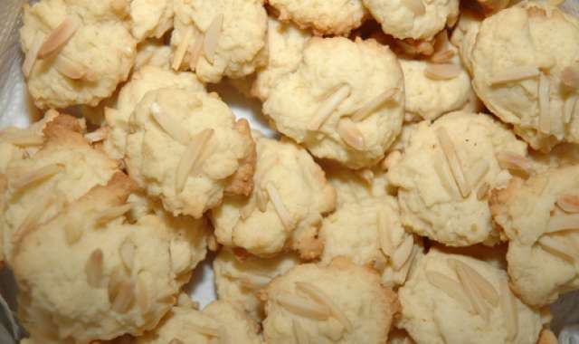 Αμυγδαλωτά με λεμόνι - συνταγές μαγερικής - www.sidages.gr