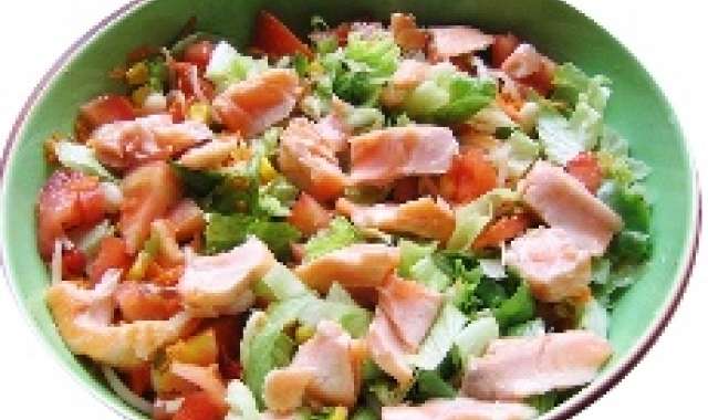 Σαλάτα με καπνιστό Σολομό - Συνταγές μαγειρικής με ψάρι