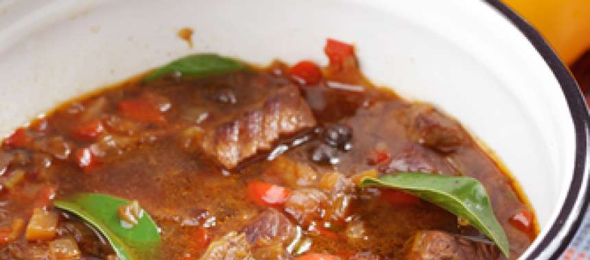 Σούπα Γκουλάς από μοσχάρι - www.sidages.gr