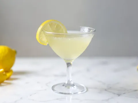Κοκτείλ Apple brandy sour