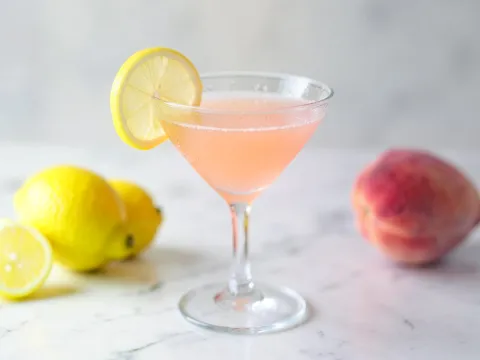 Κοκτέιλ Bacardi Daiquiri ροδάκινο