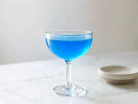 Κοκτείλ Blue moon cocktail
