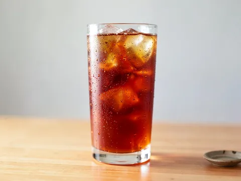 Κοκτέιλ ENGLIGH HIGHBALL