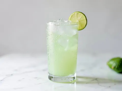 Κοκτείλ Tom collins