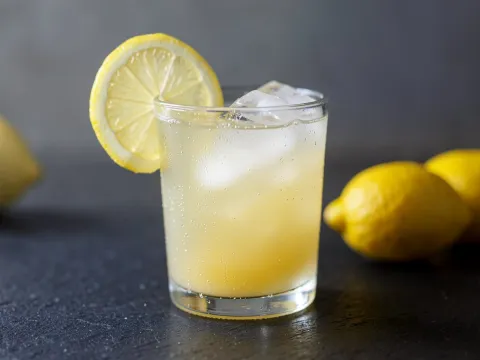 Κοκτέιλ WHISKY SOUR